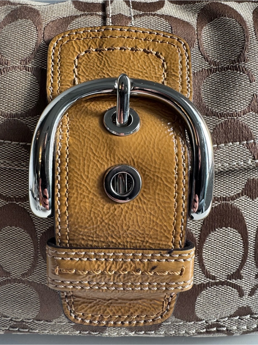 SOLD ELSEWHERE-Authentic -Vintage Y2K Coach Soho Signature Bag + Wallet - Picture 4 of 15